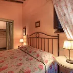 Daire 3 Bedroom Awesome In Casole dʼElsa